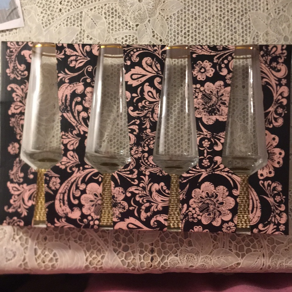 Christian Siriano Set of four Decorative flutes